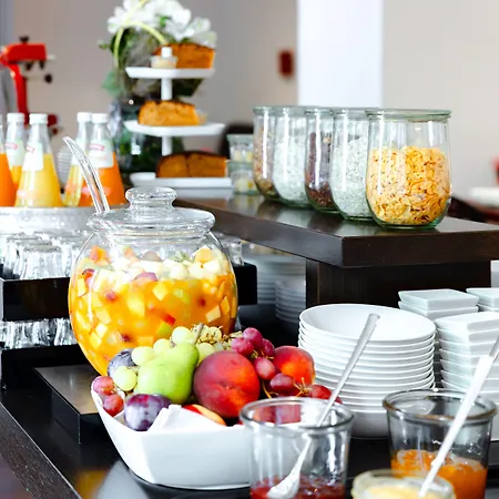 Art & Business Hotel 3*