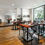 Hotel Art&business