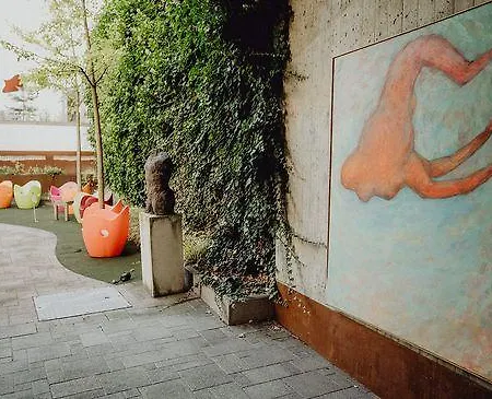 Art & Business Hotel