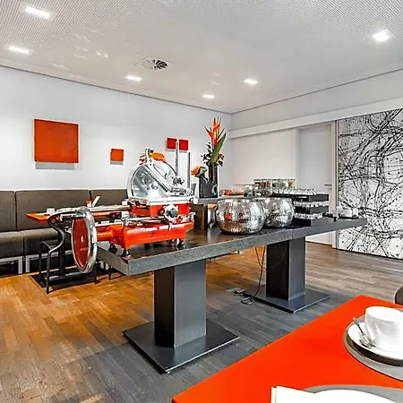 Art & Business Hotell 3*