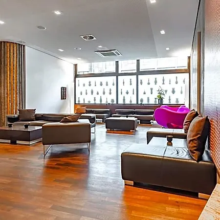 Art & Business Hotell