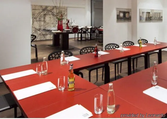 Art & Business Hotel 3*